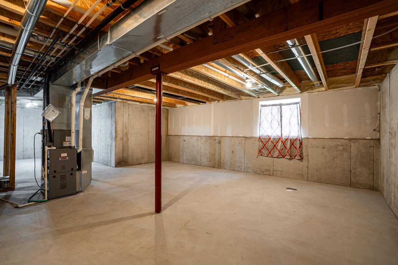 659 Yellowstone DRIVE