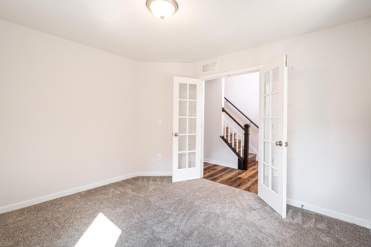 659 Yellowstone DRIVE