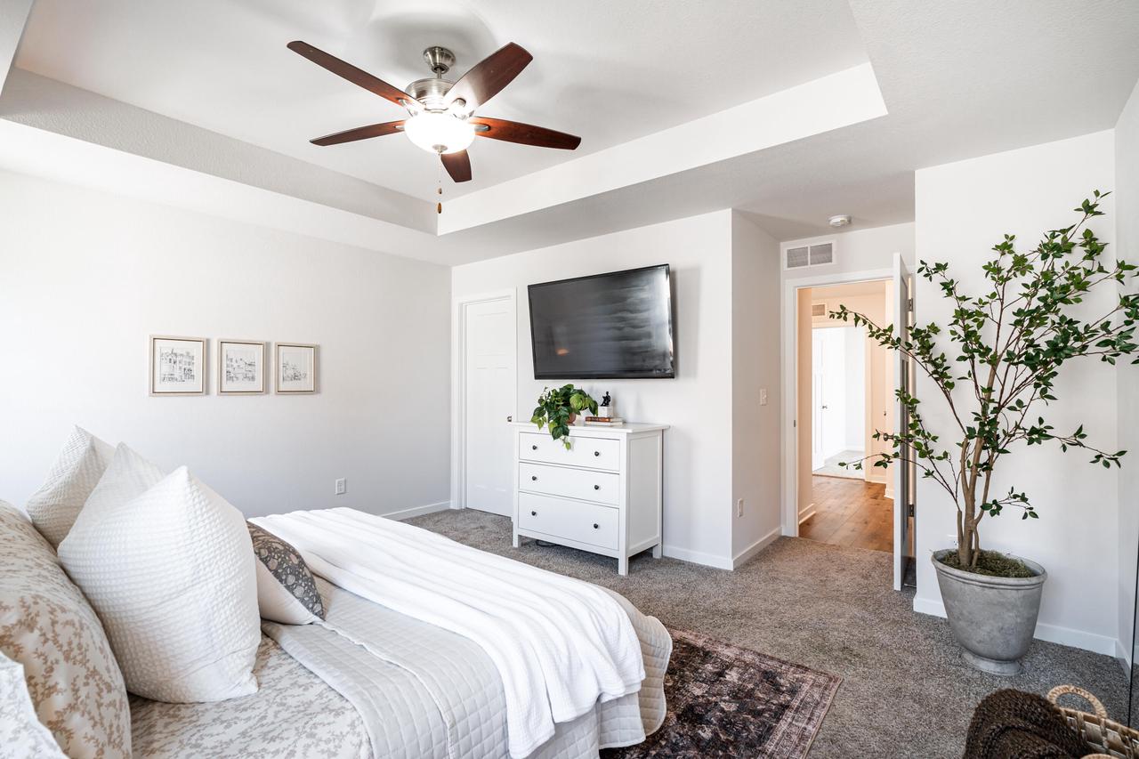 659 Yellowstone DRIVE