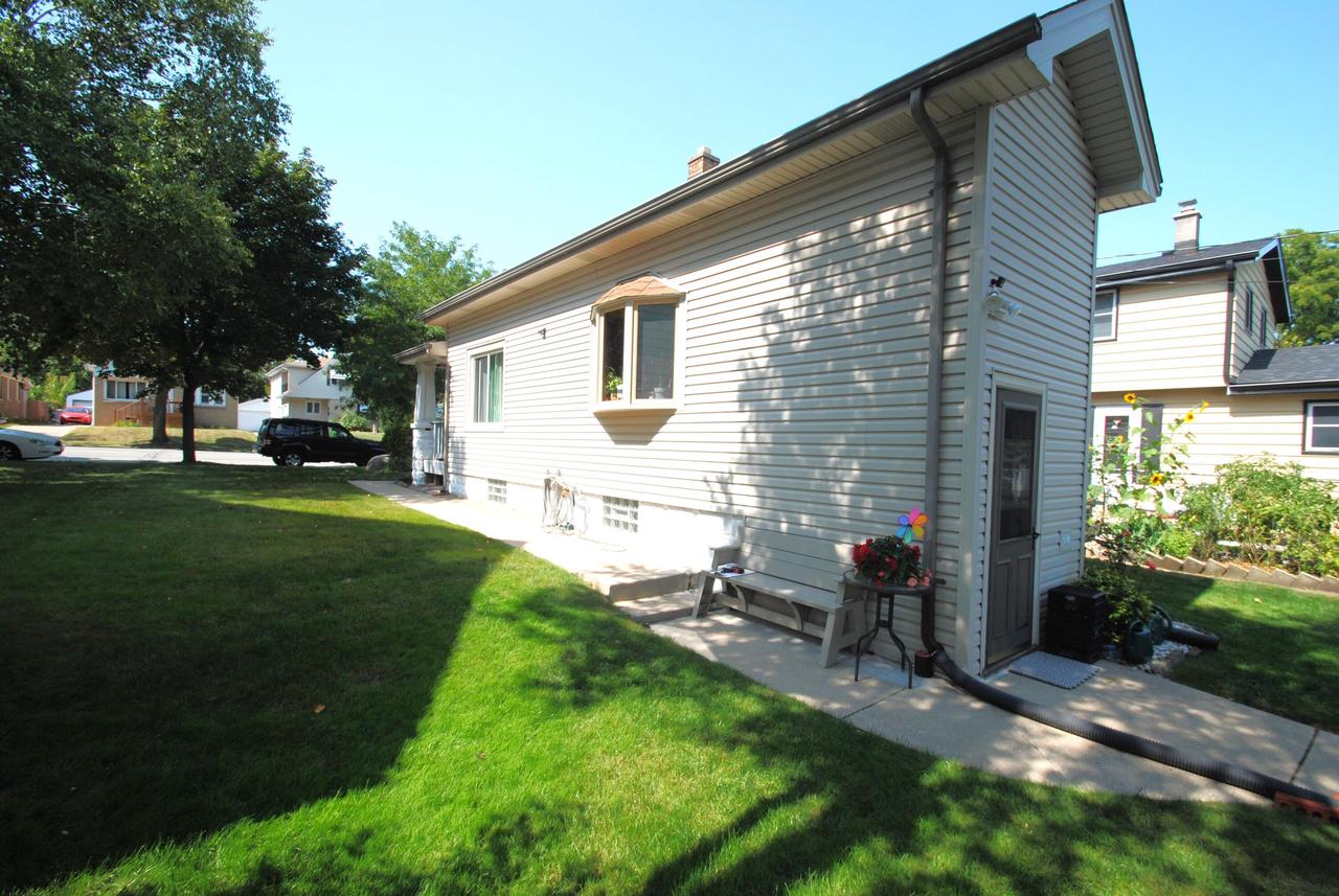 2550 South 68th STREET