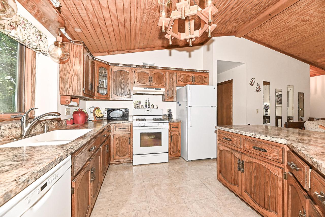 5444 South Morningside LANE