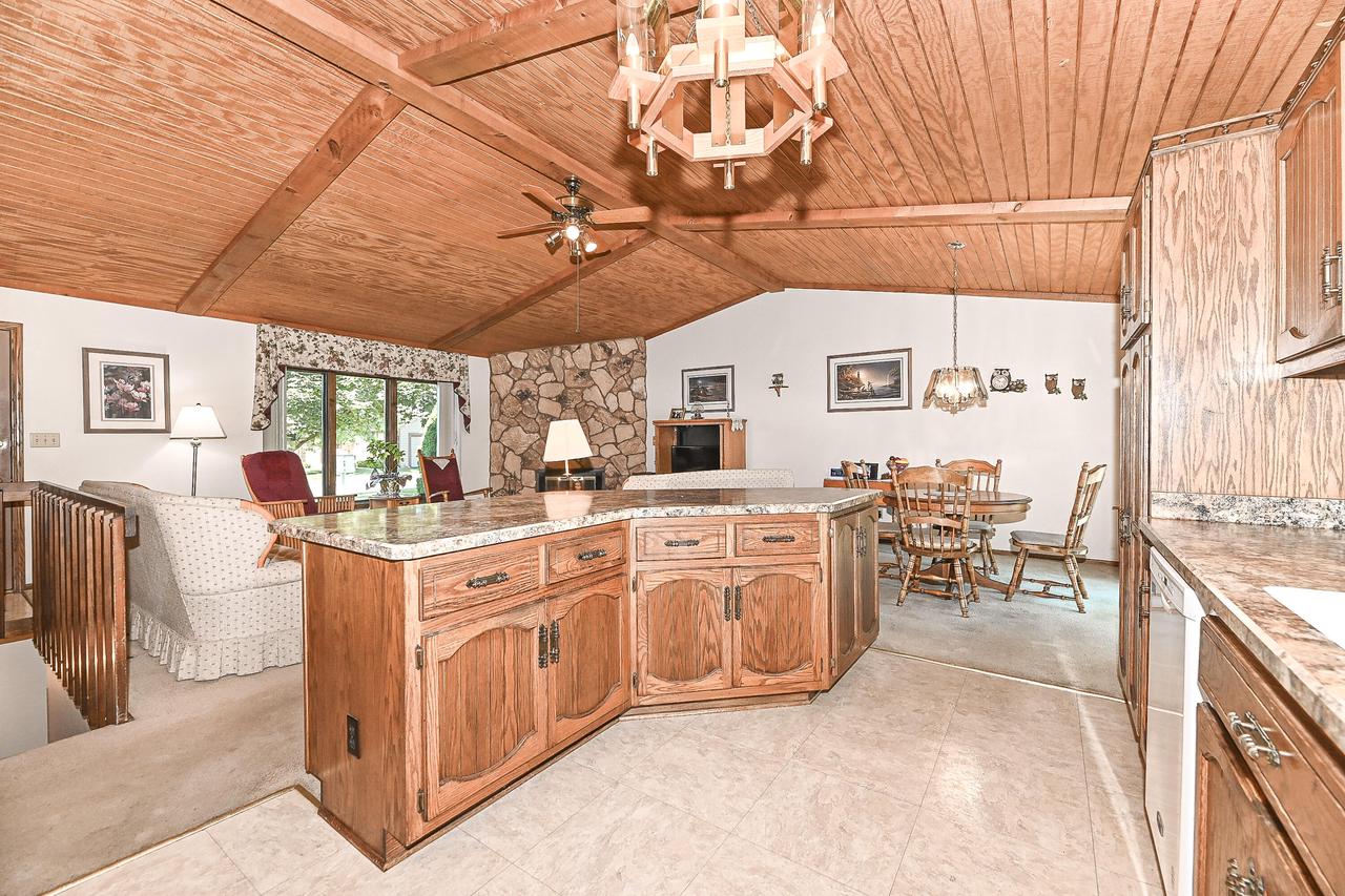 5444 South Morningside LANE