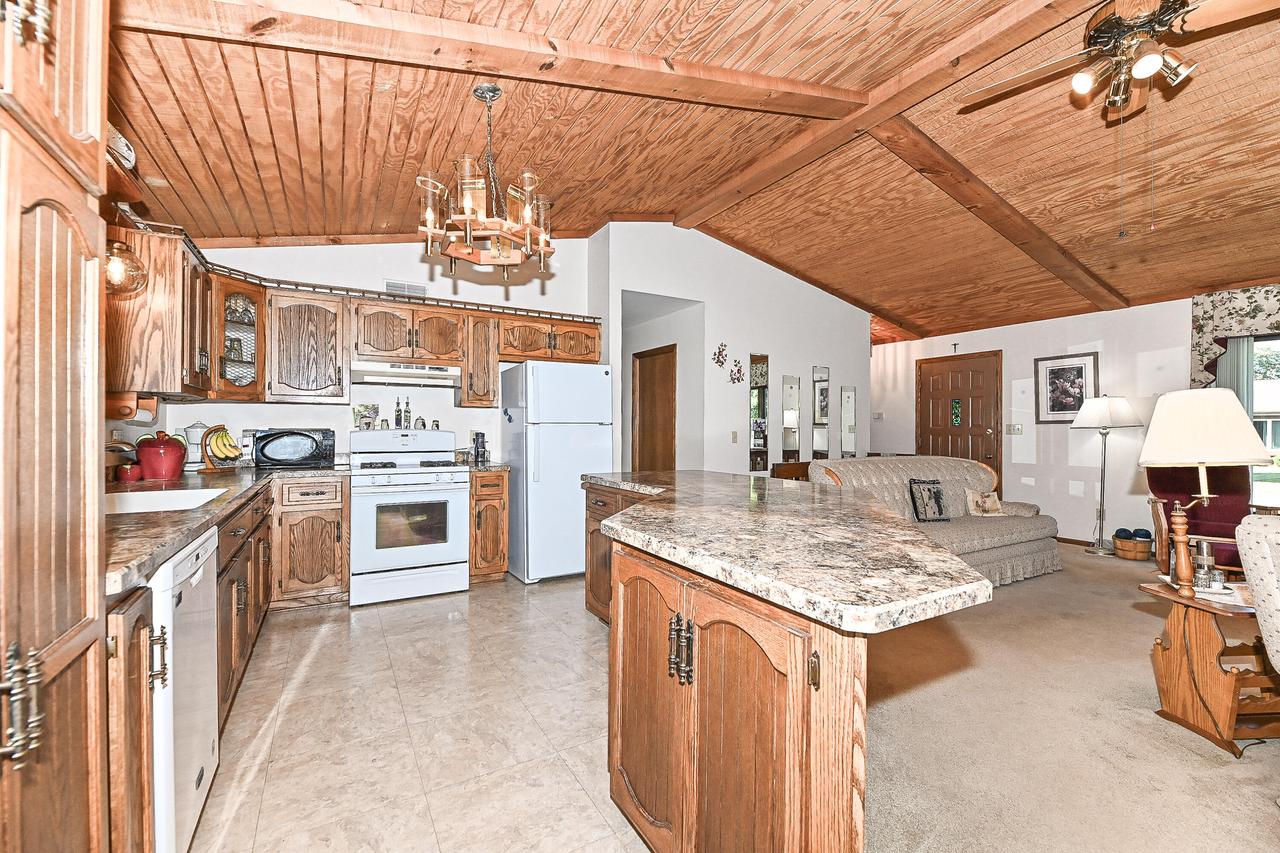 5444 South Morningside LANE