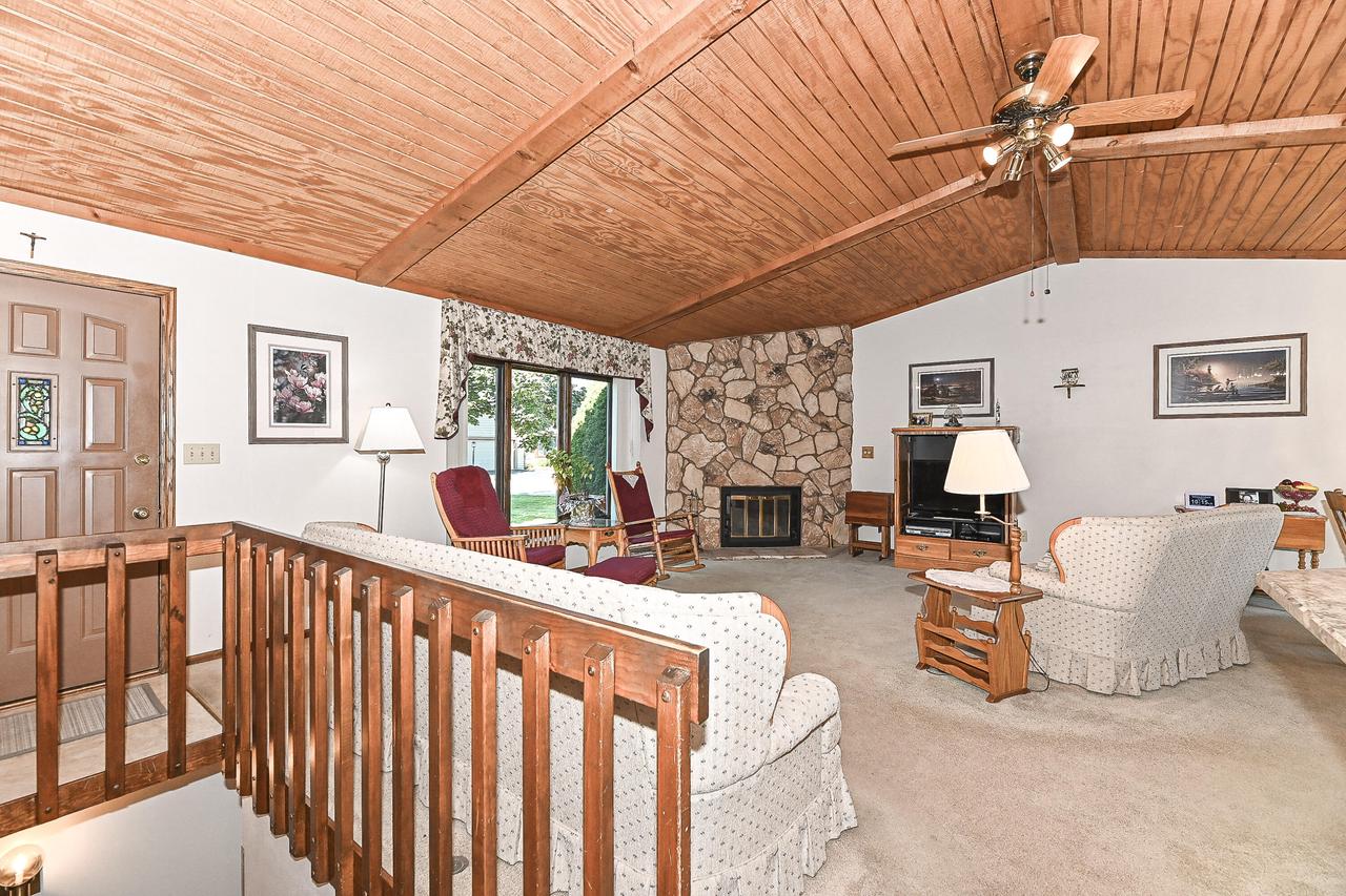 5444 South Morningside LANE