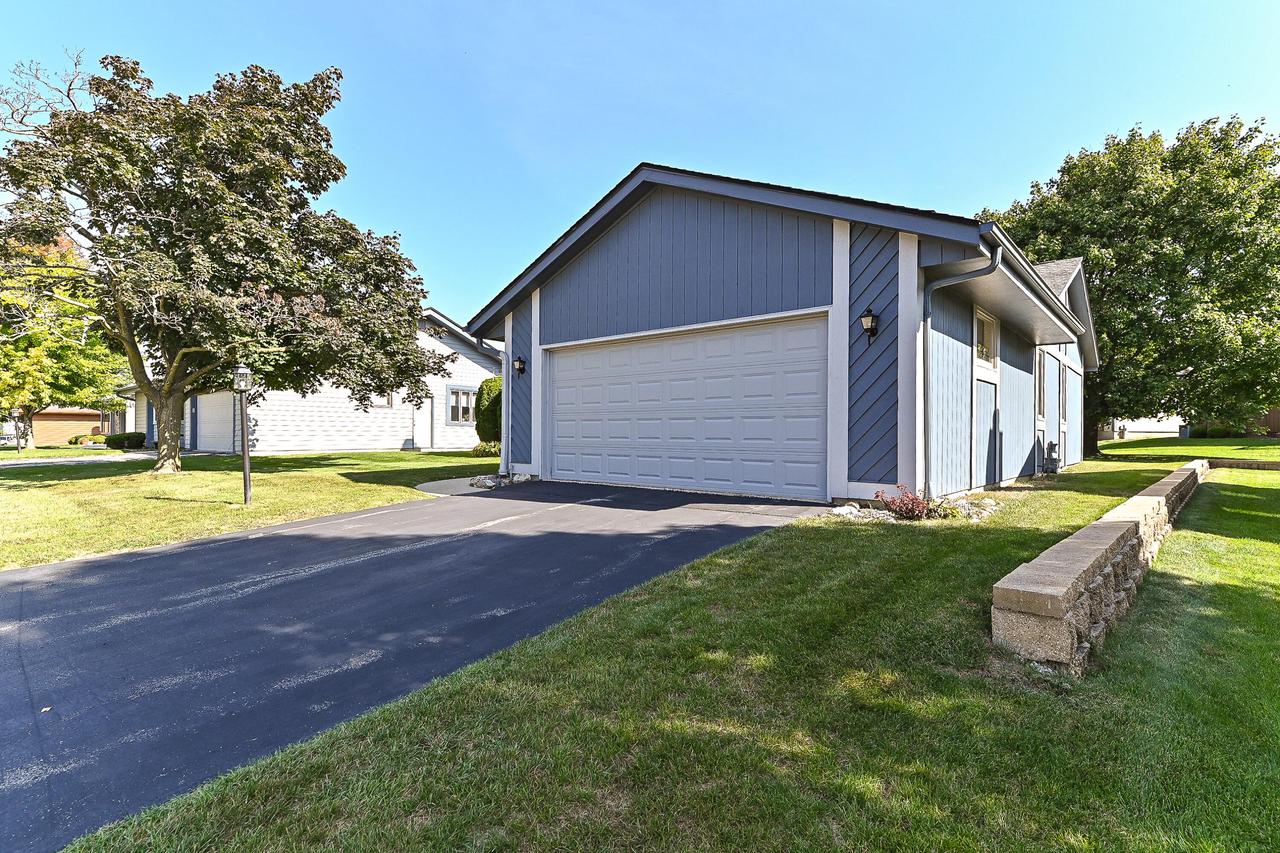 5444 South Morningside LANE