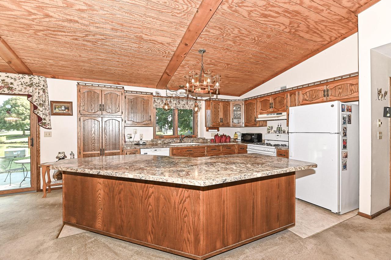 5444 South Morningside LANE