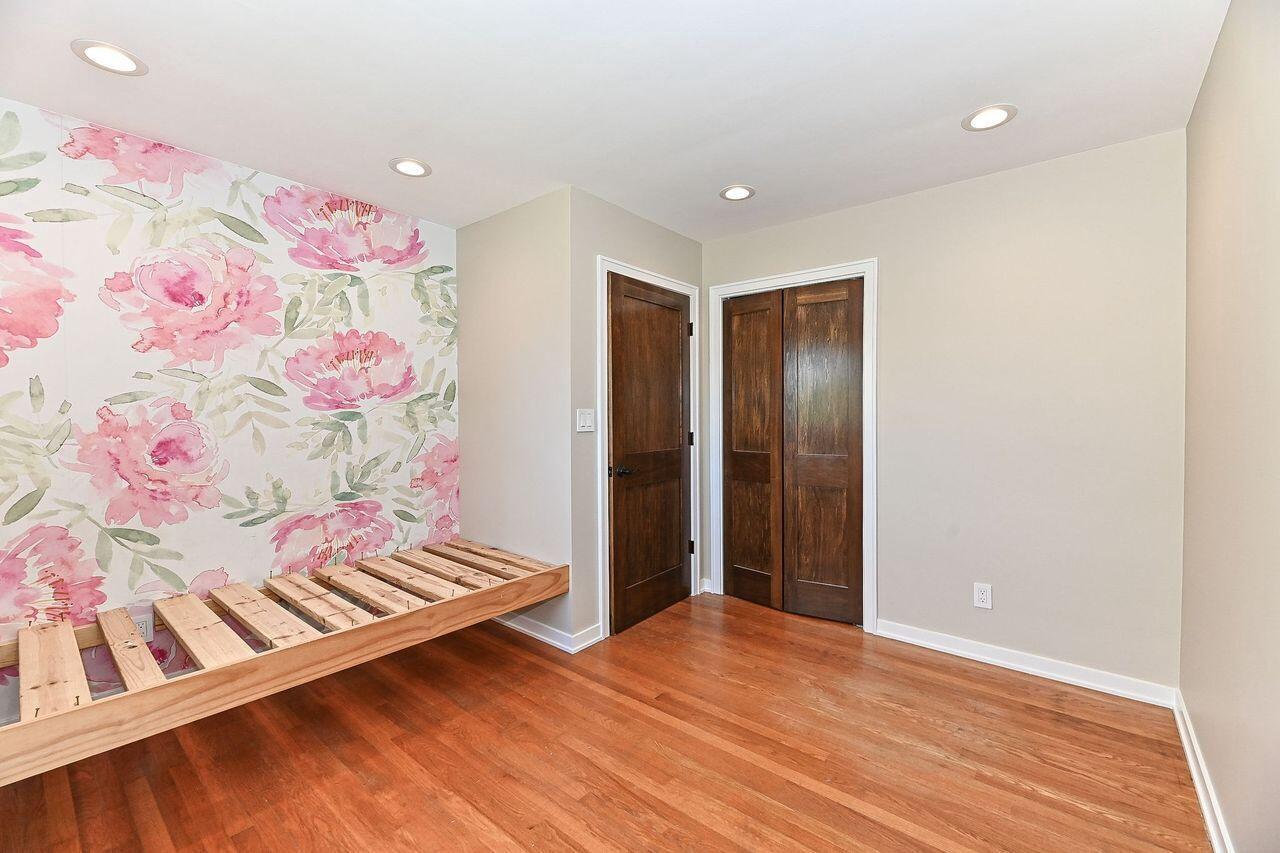 5875 South St. Andrews DRIVE