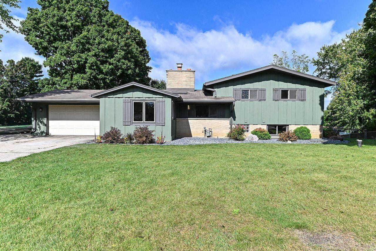 5875 South St. Andrews DRIVE