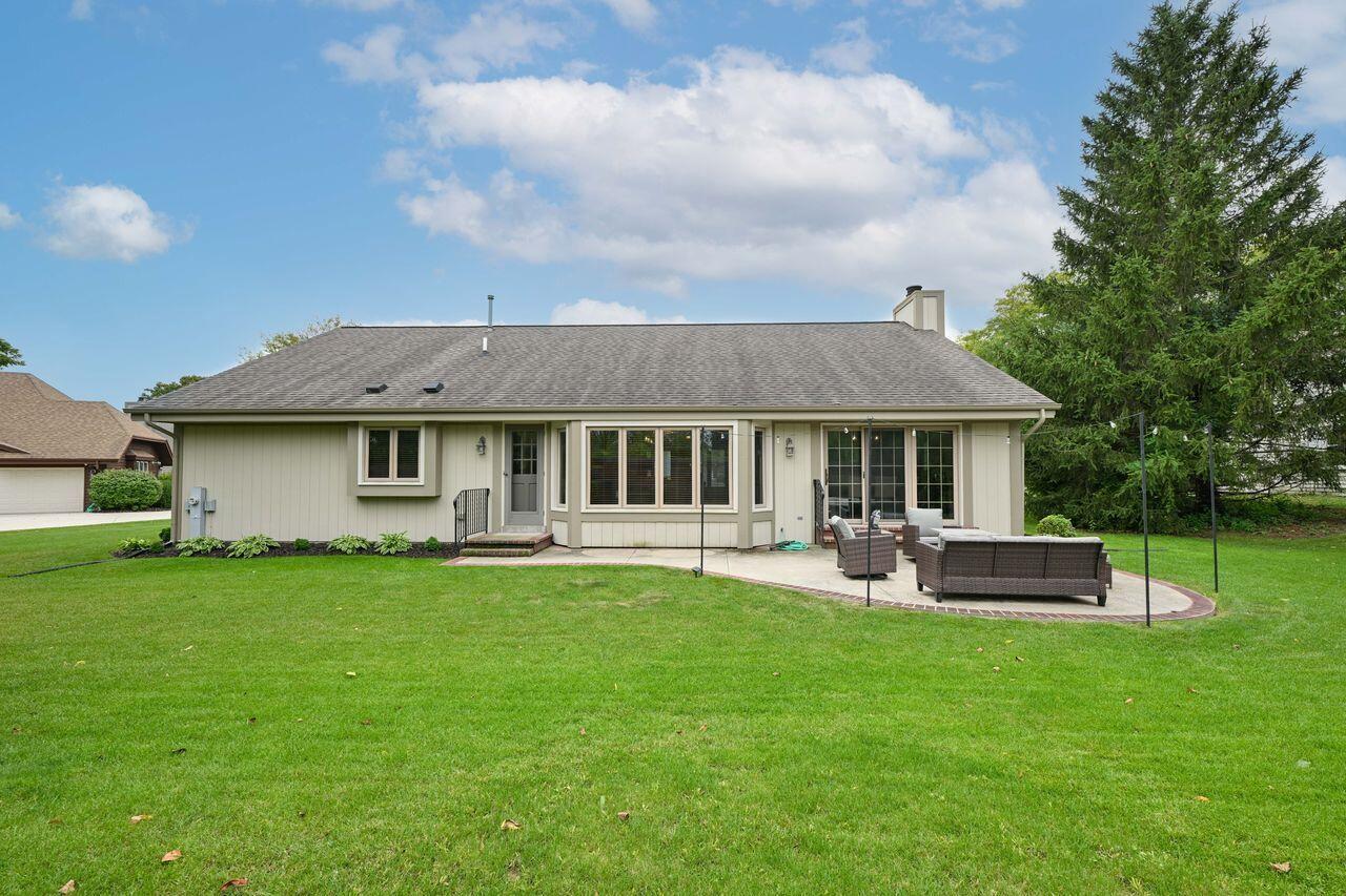 3906 South Woodhill COURT