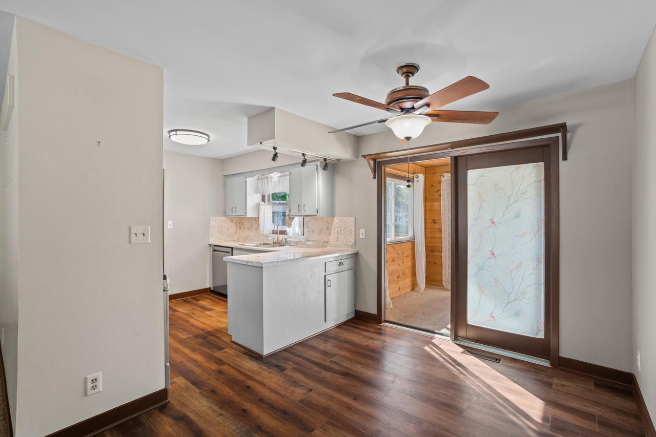 1277 Market PLACE