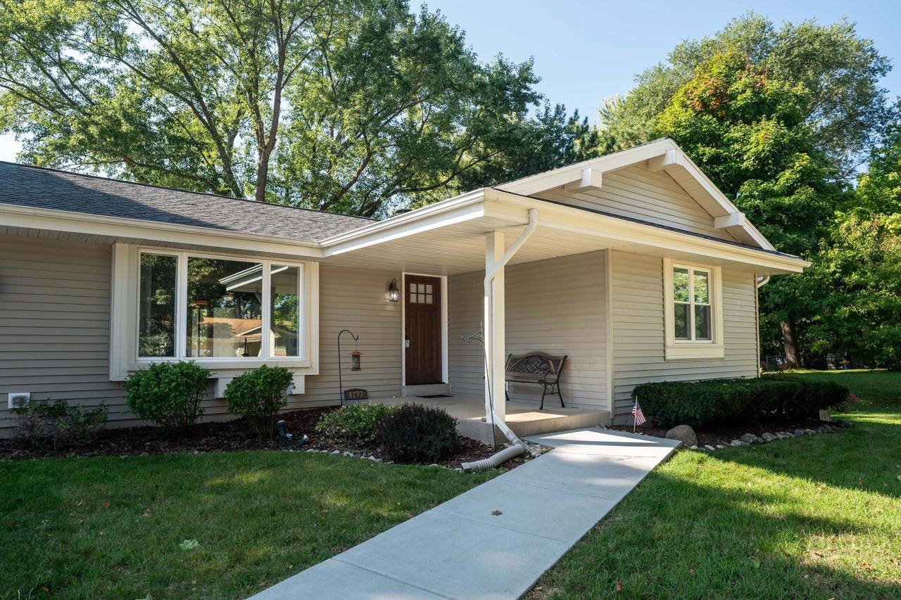 1277 Market PLACE