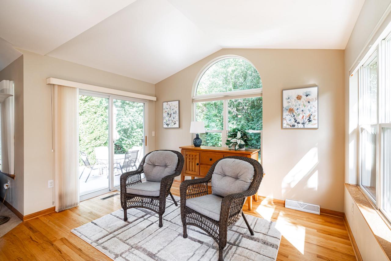 8542 West Red Wing DRIVE