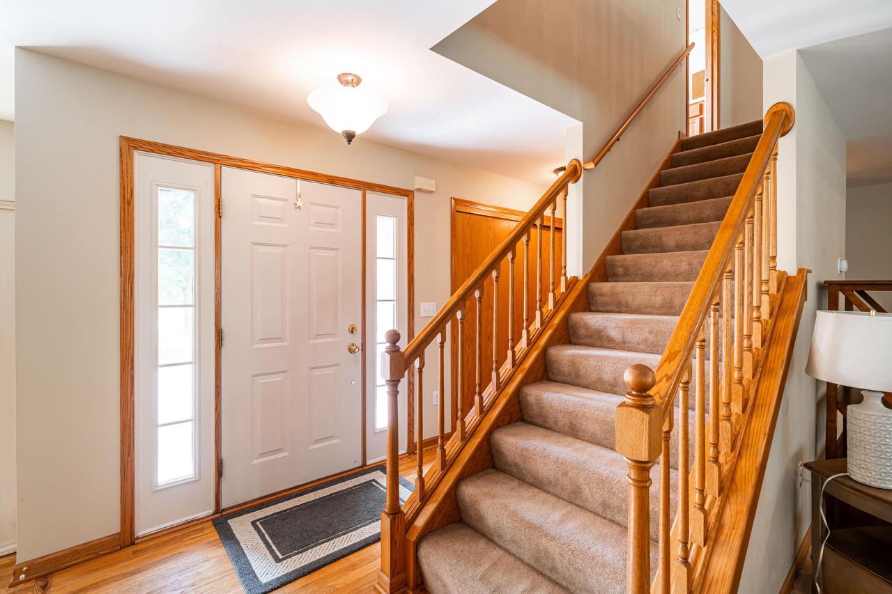 8542 West Red Wing DRIVE