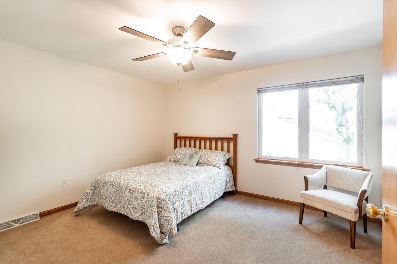 8542 West Red Wing DRIVE