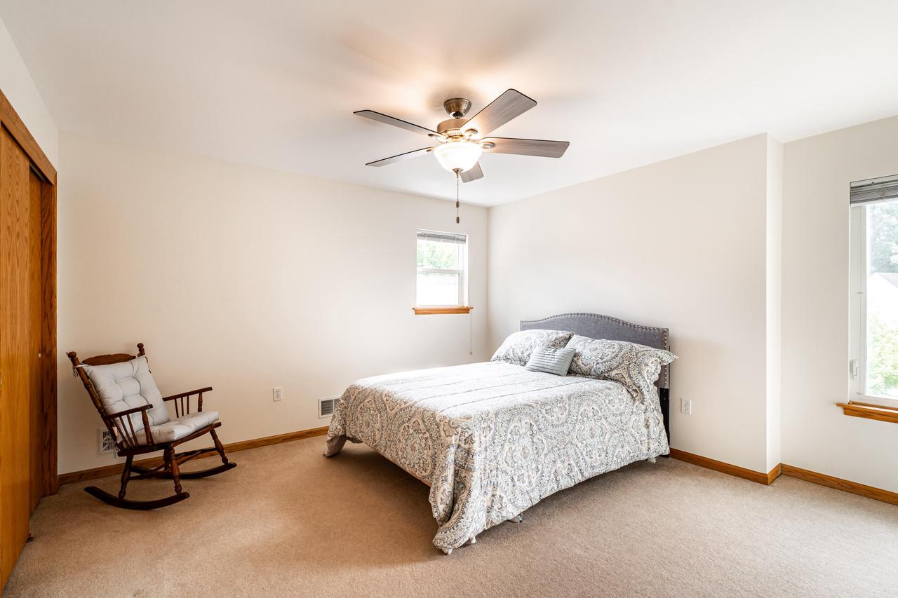 8542 West Red Wing DRIVE