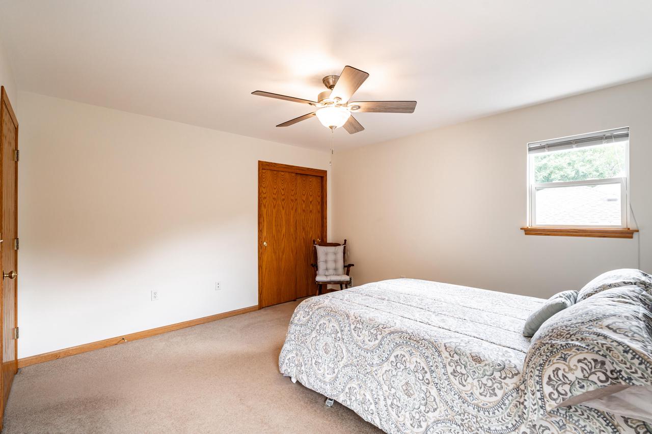 8542 West Red Wing DRIVE