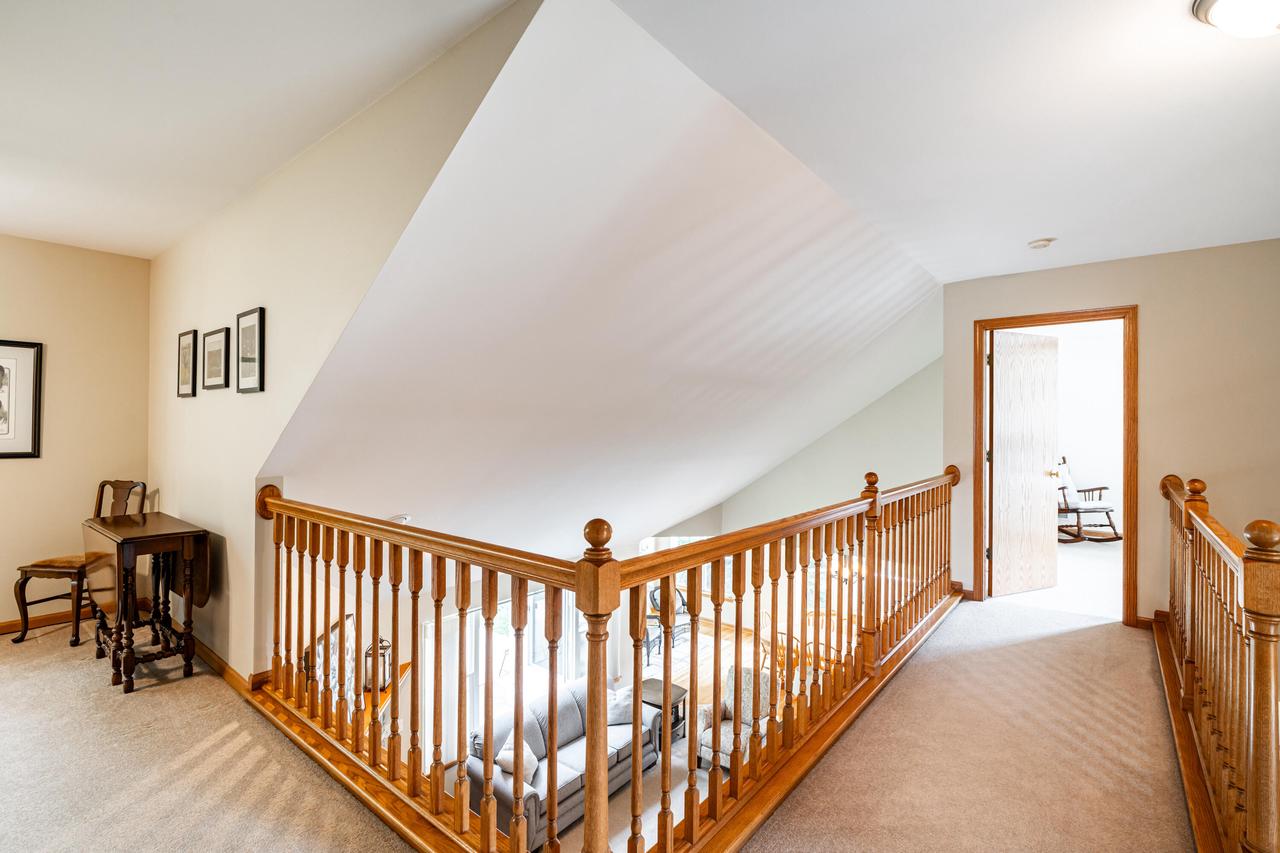 8542 West Red Wing DRIVE