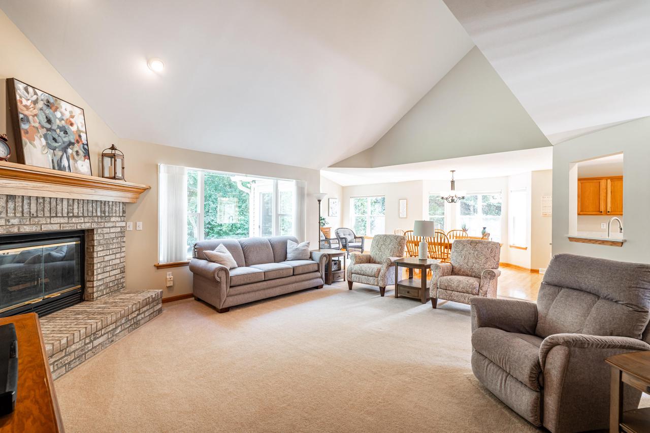 8542 West Red Wing DRIVE