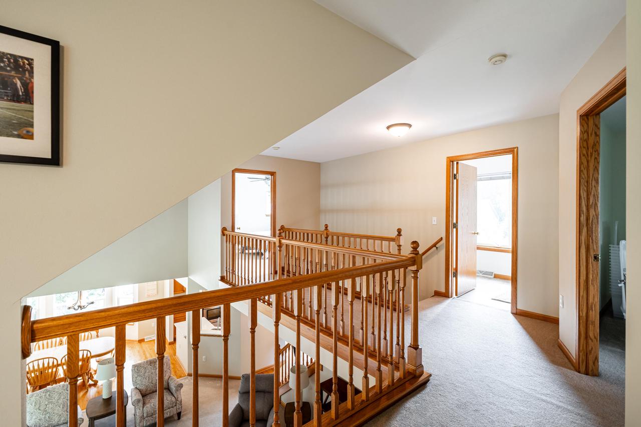 8542 West Red Wing DRIVE