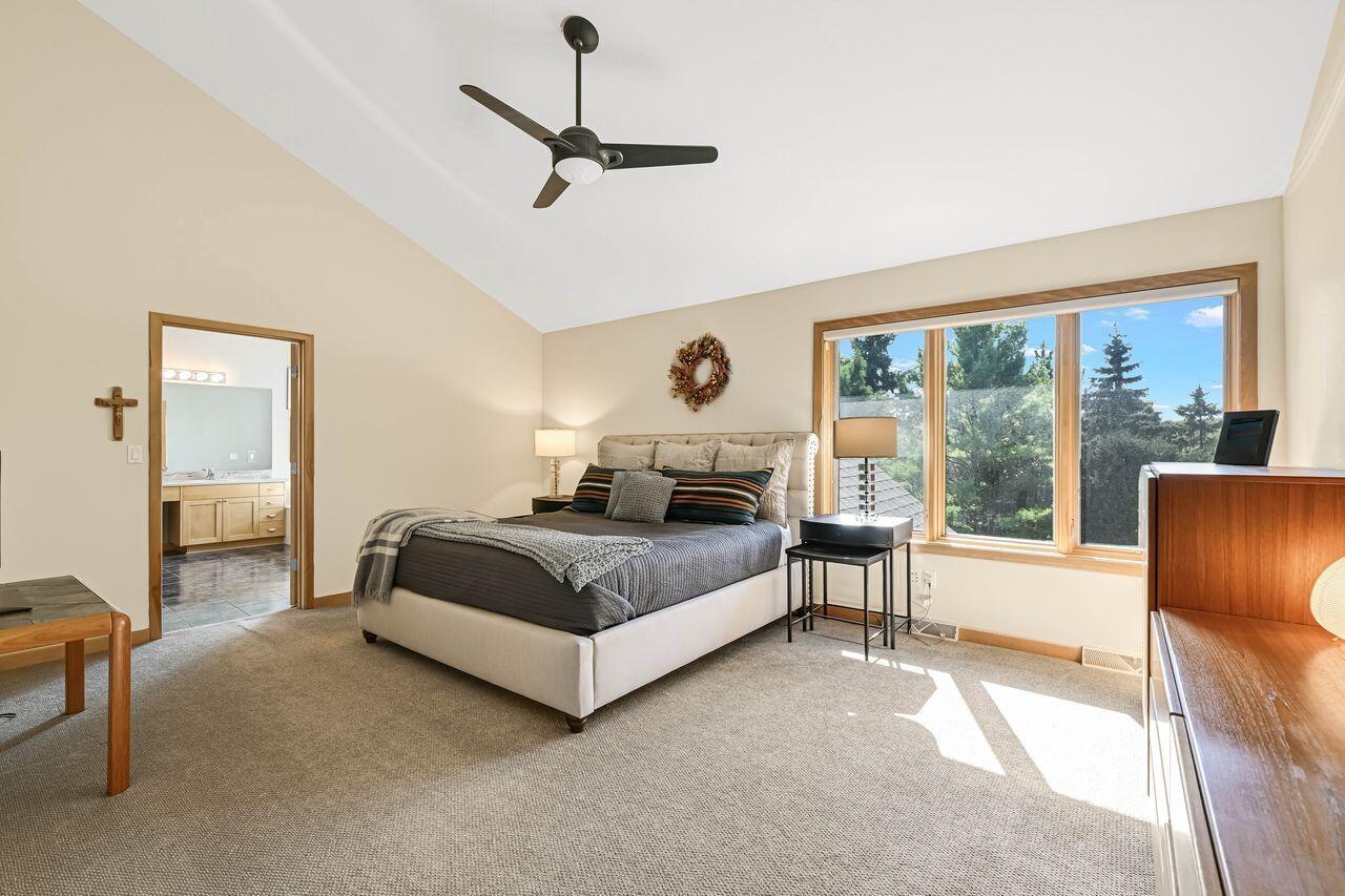 13615 West Deer Park DRIVE