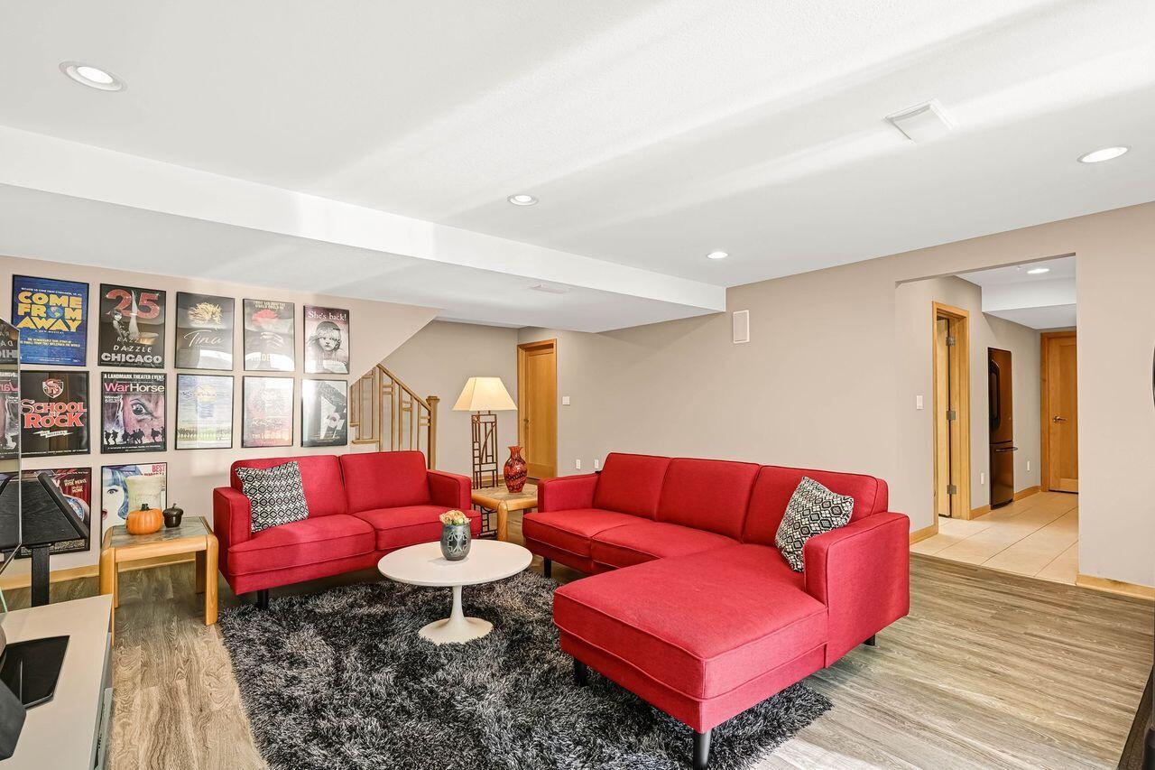 13615 West Deer Park DRIVE