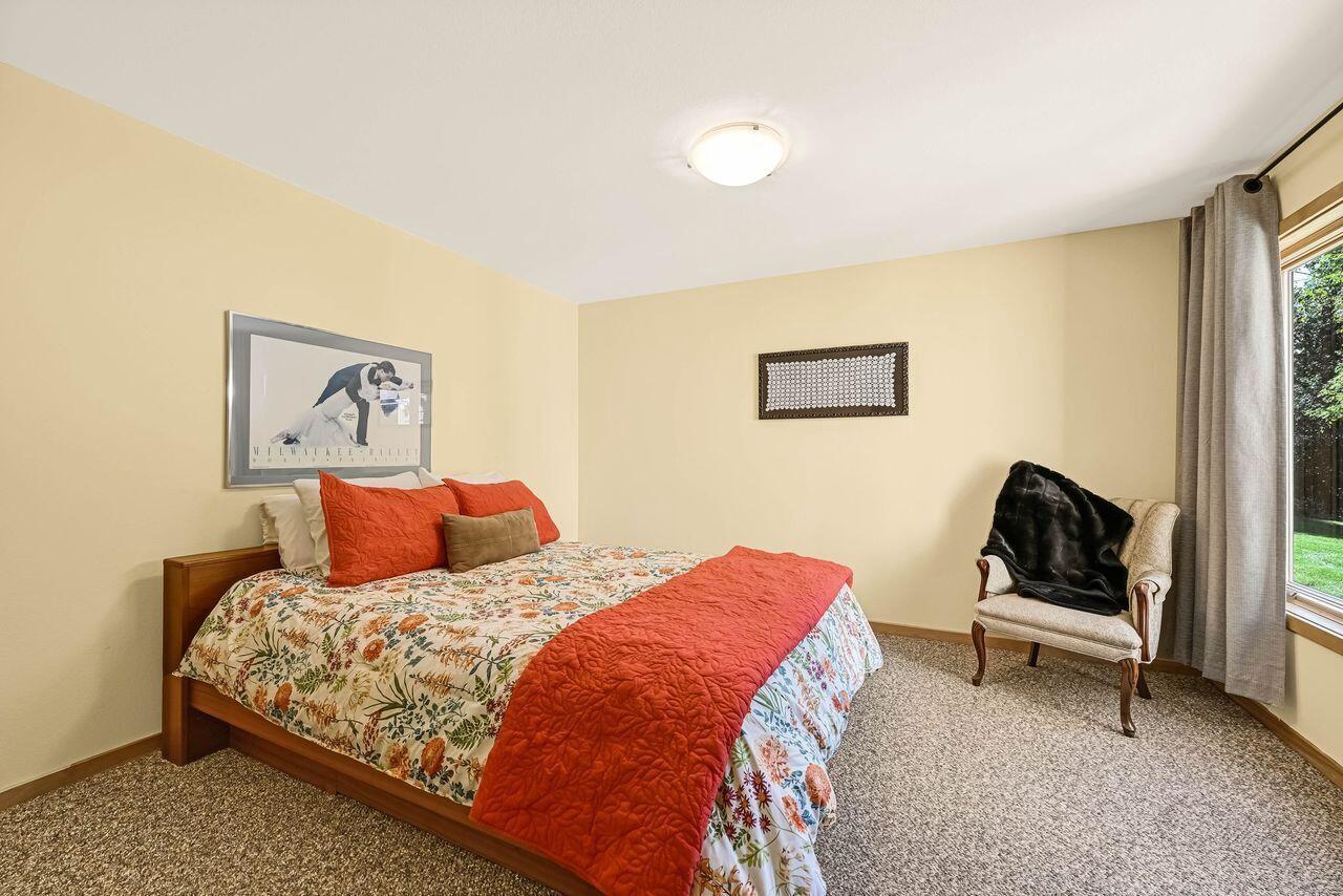 13615 West Deer Park DRIVE