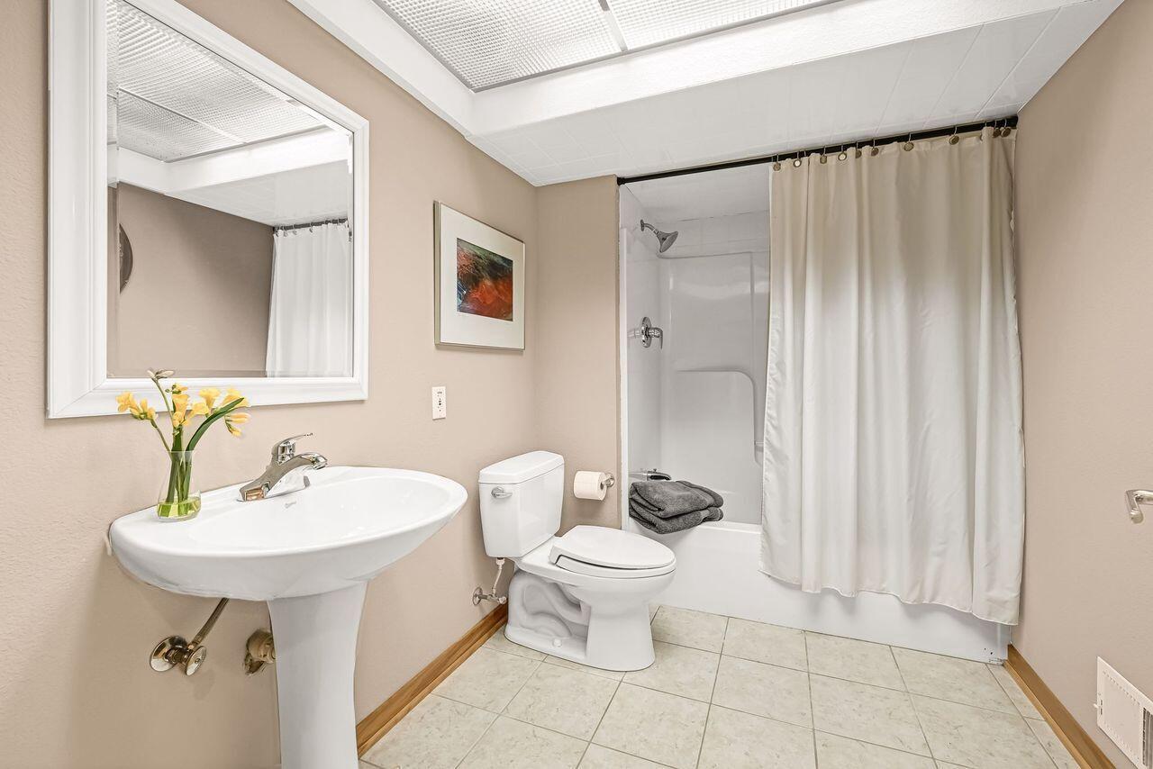 13615 West Deer Park DRIVE