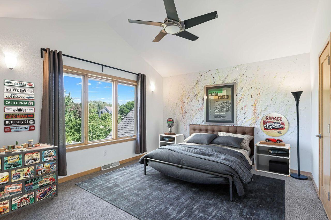 13615 West Deer Park DRIVE