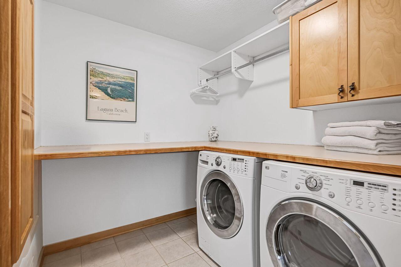 13615 West Deer Park DRIVE