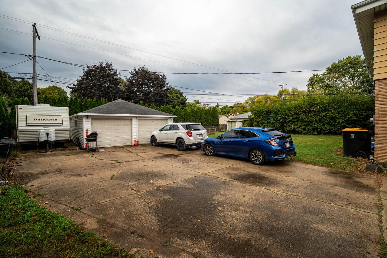 1409 North 116th STREET 1411