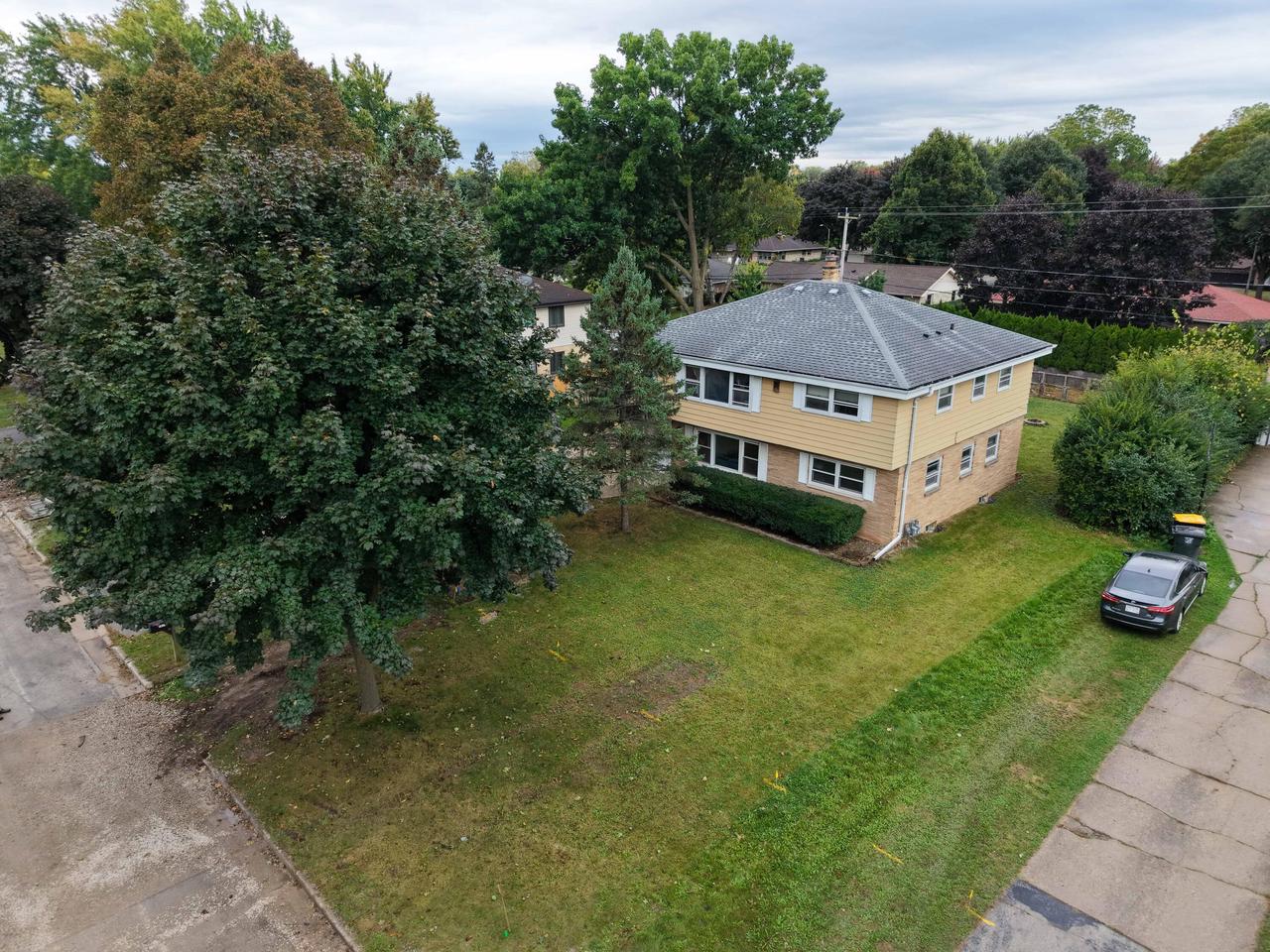 1409 North 116th STREET 1411