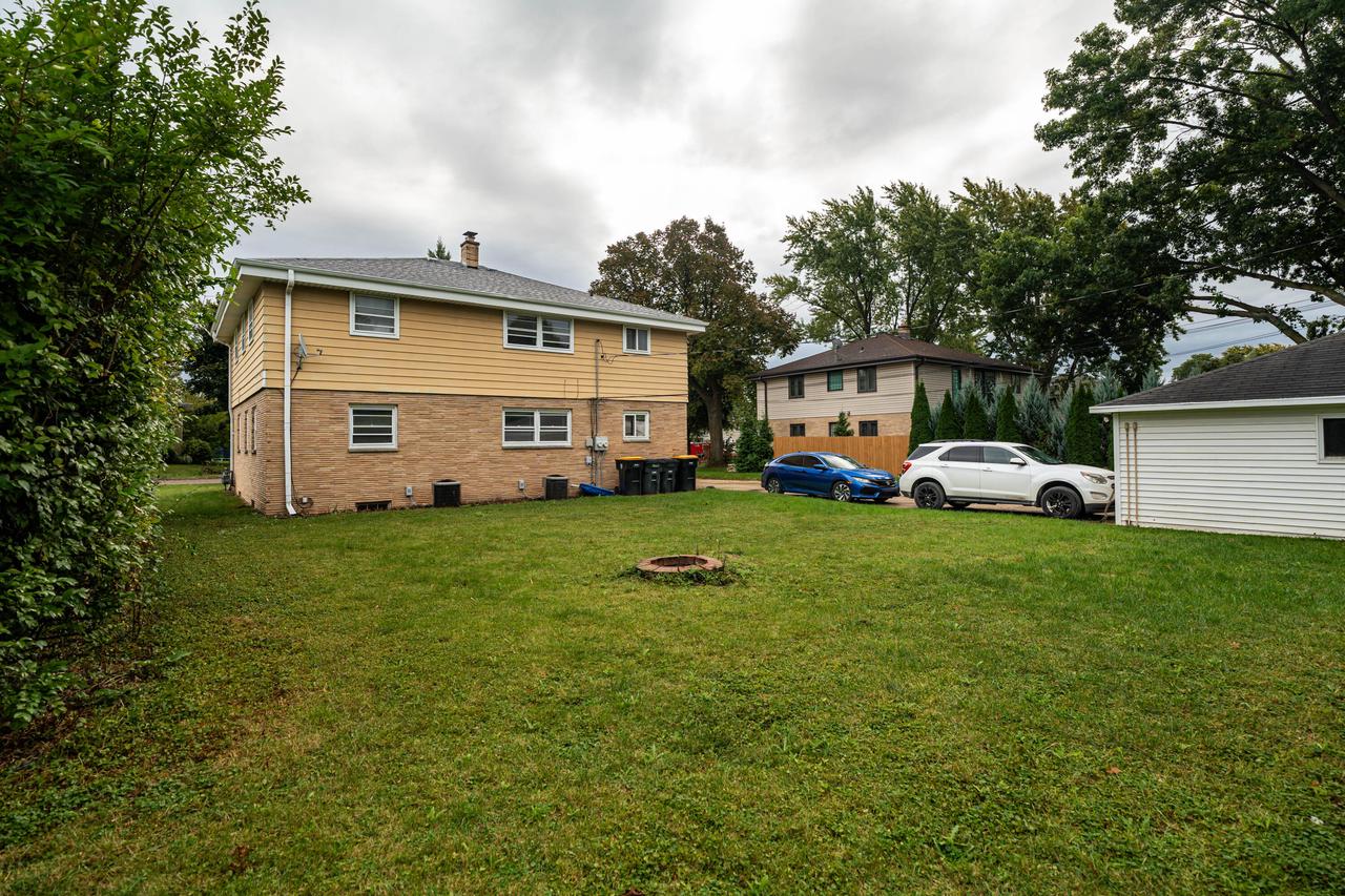 1409 North 116th STREET 1411