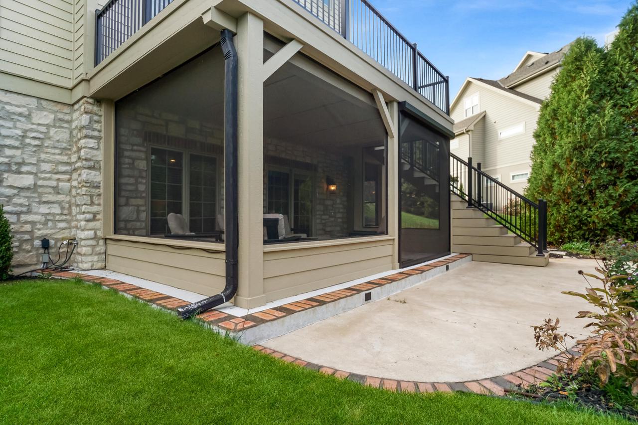 W207N5558 Carters Crossing CIRCLE