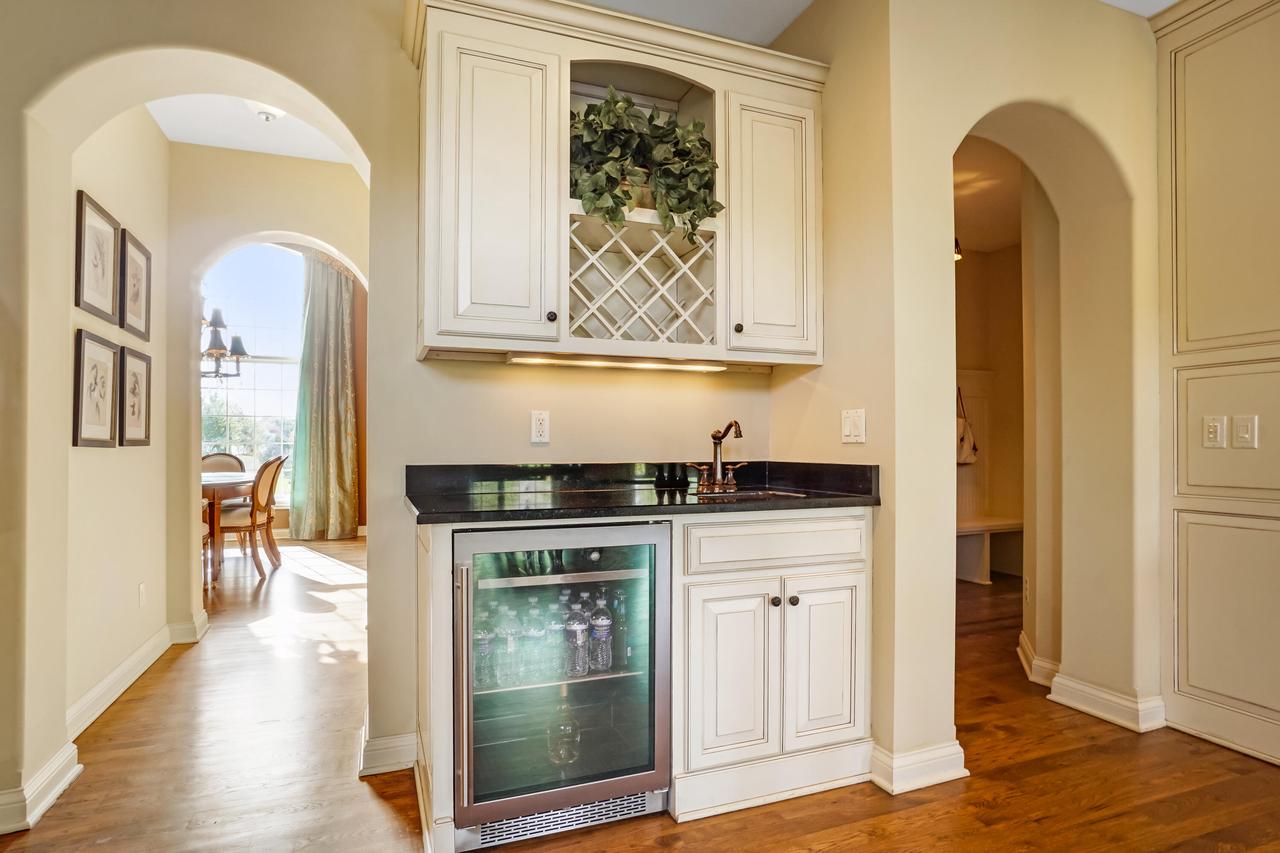 W207N5558 Carters Crossing CIRCLE