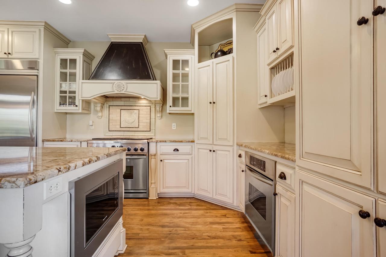 W207N5558 Carters Crossing CIRCLE