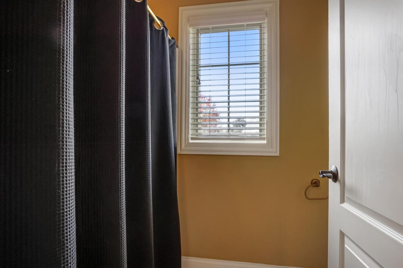 W207N5558 Carters Crossing CIRCLE