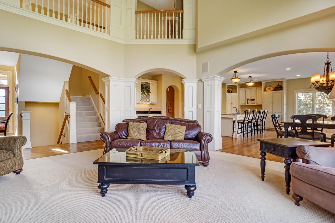 W207N5558 Carters Crossing CIRCLE