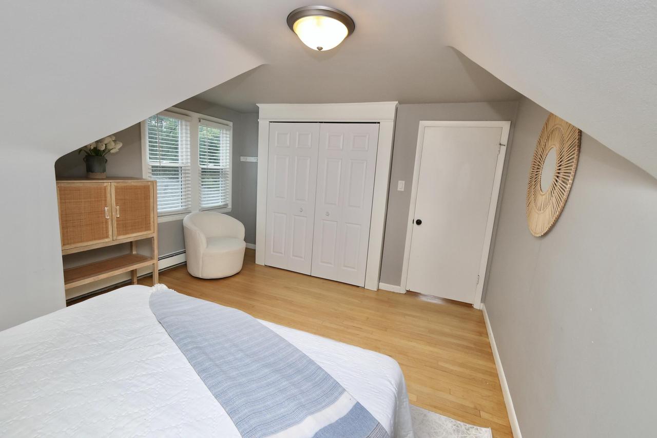 1522 South Sunny Slope ROAD