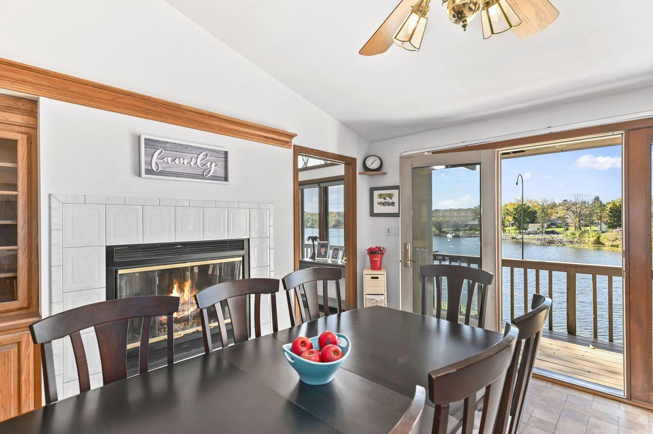 5611 South Kurtz ROAD