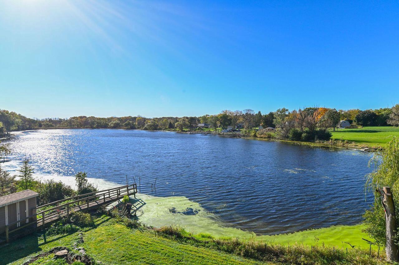 5611 South Kurtz ROAD