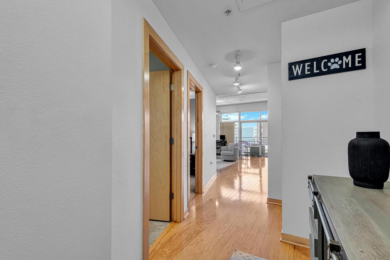 106 West Seeboth STREET 306