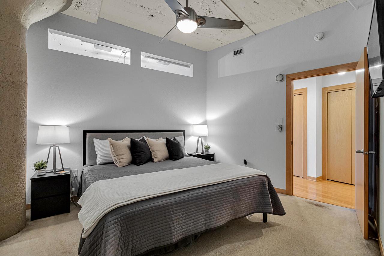 106 West Seeboth STREET 306