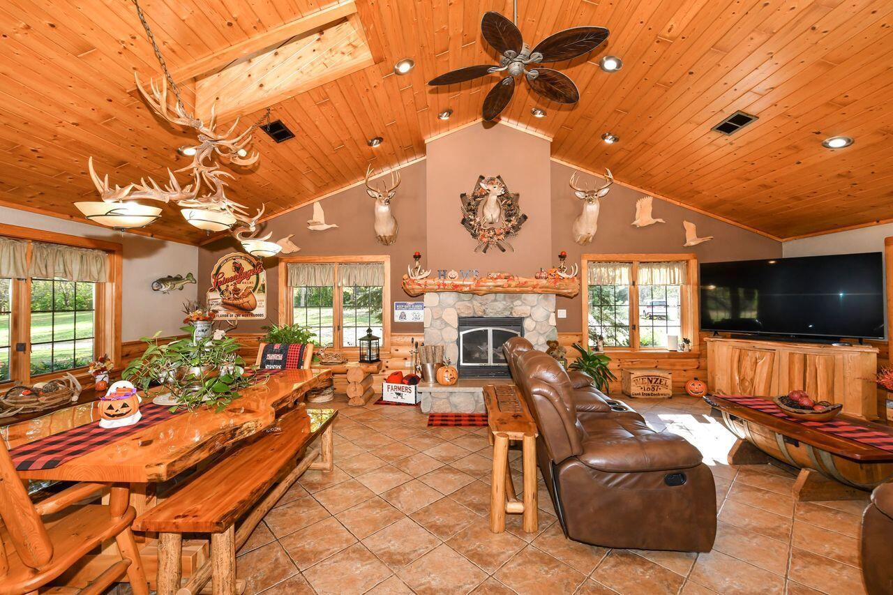 W179S8246 Pioneer DRIVE