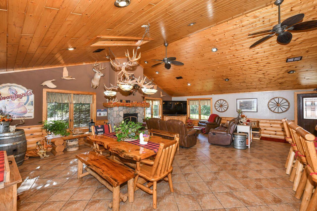 W179S8246 Pioneer DRIVE