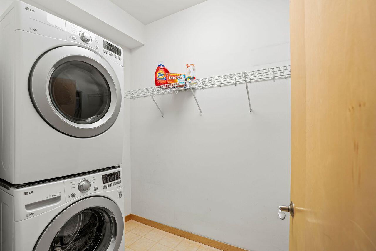 311 East Erie STREET 425