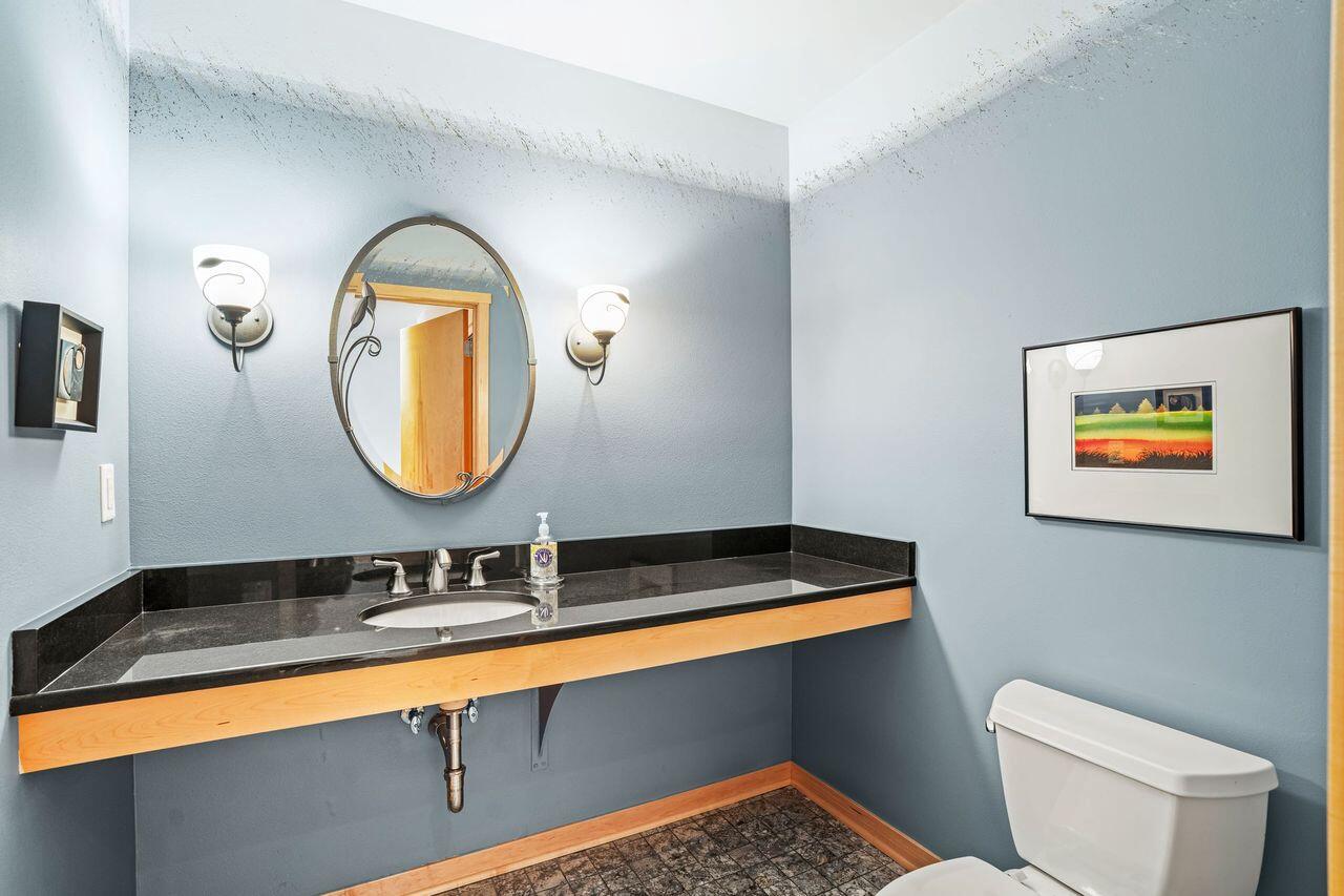 311 East Erie STREET 425