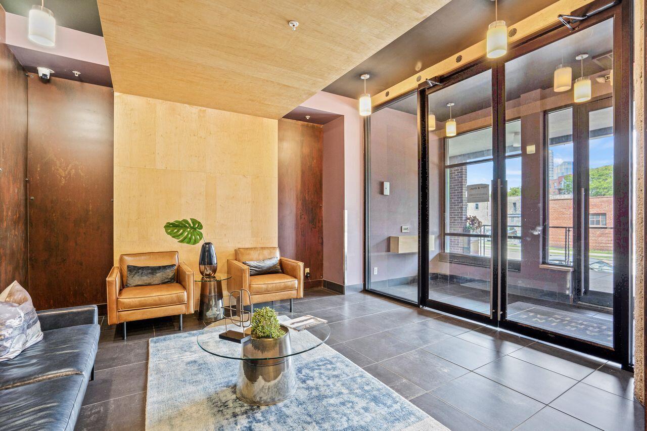 311 East Erie STREET 425