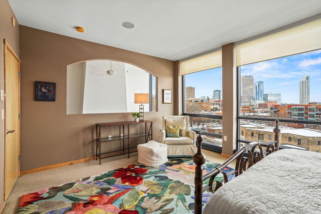 311 East Erie STREET 425