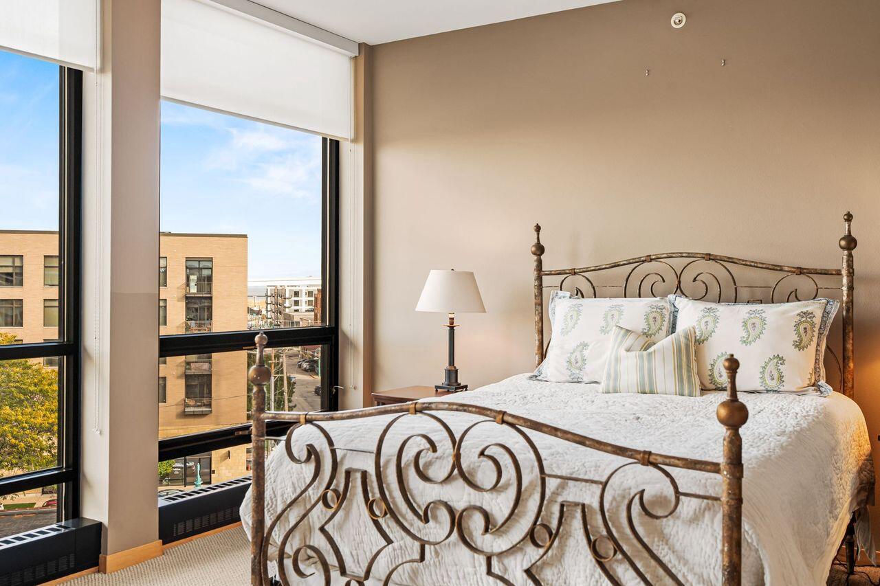 311 East Erie STREET 425