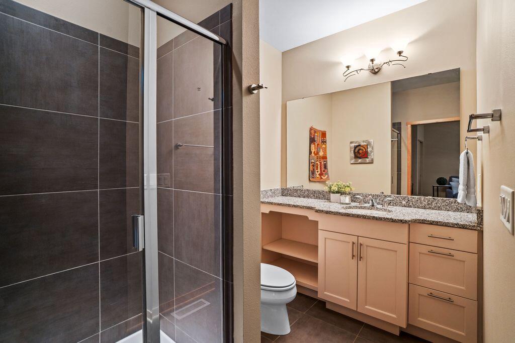 311 East Erie STREET 425